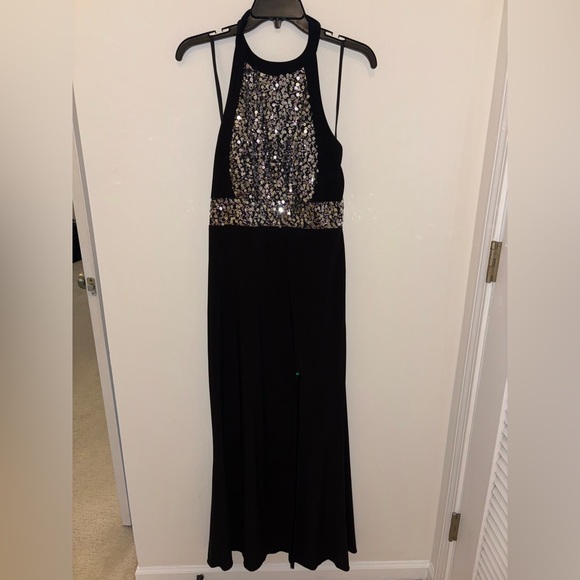 Black Sparkly Halter Long Formal Dress, Size 7 - Picture 1 of 9